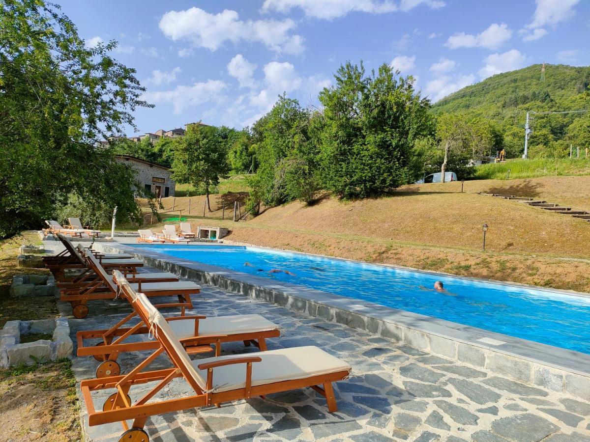 Agriturismo Borgo Biaia Camporgiano المظهر الخارجي الصورة