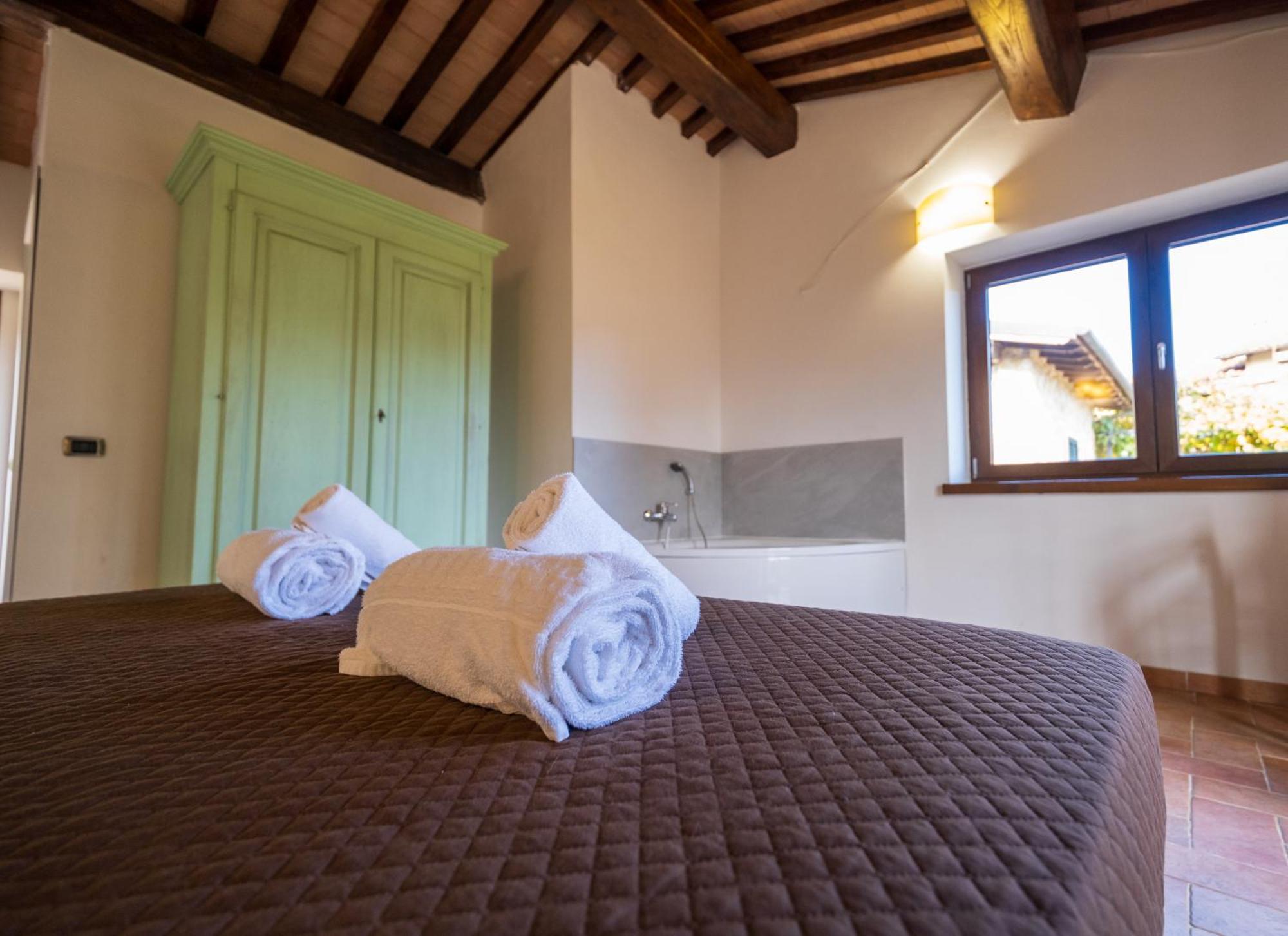Agriturismo Borgo Biaia Camporgiano المظهر الخارجي الصورة