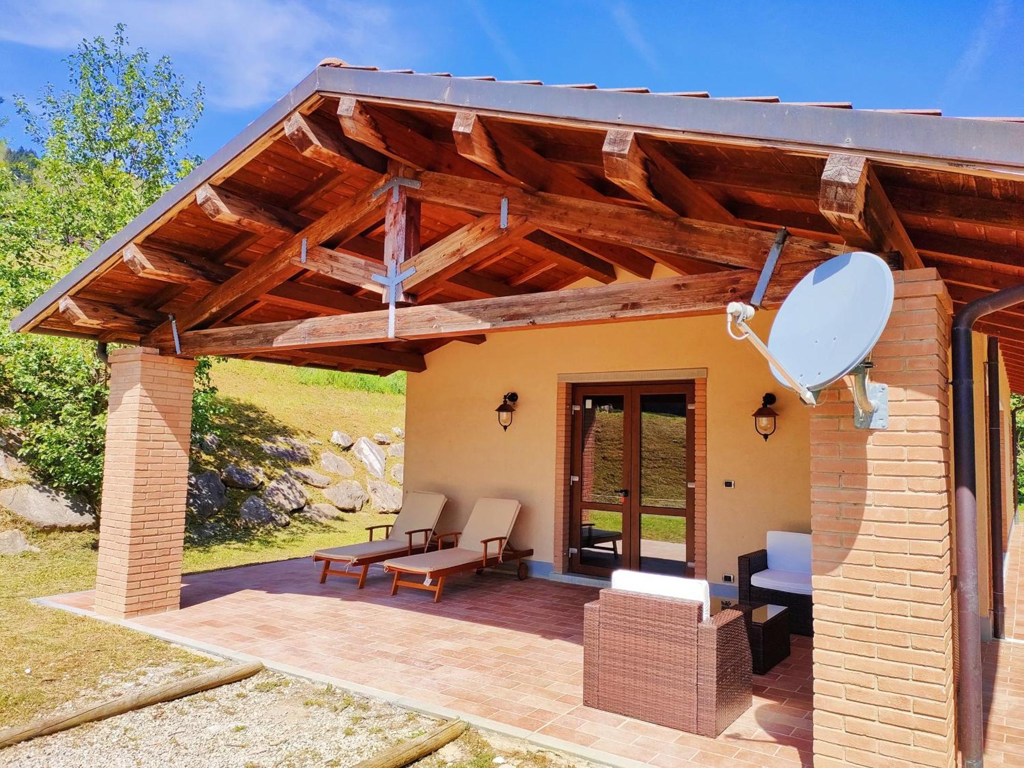 Agriturismo Borgo Biaia Camporgiano الغرفة الصورة