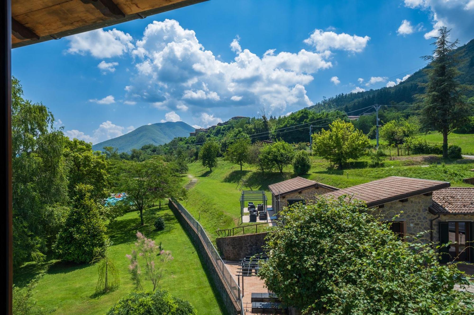 Agriturismo Borgo Biaia Camporgiano المظهر الخارجي الصورة
